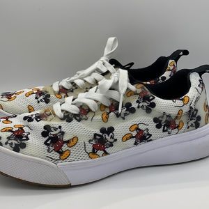 Disney Vans men’s size 8.5 UltraRange
